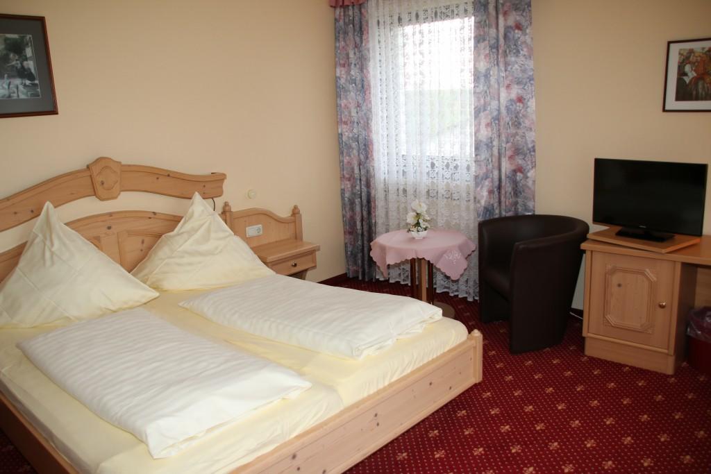 Landgasthof Hotel Bechtel Zella Экстерьер фото