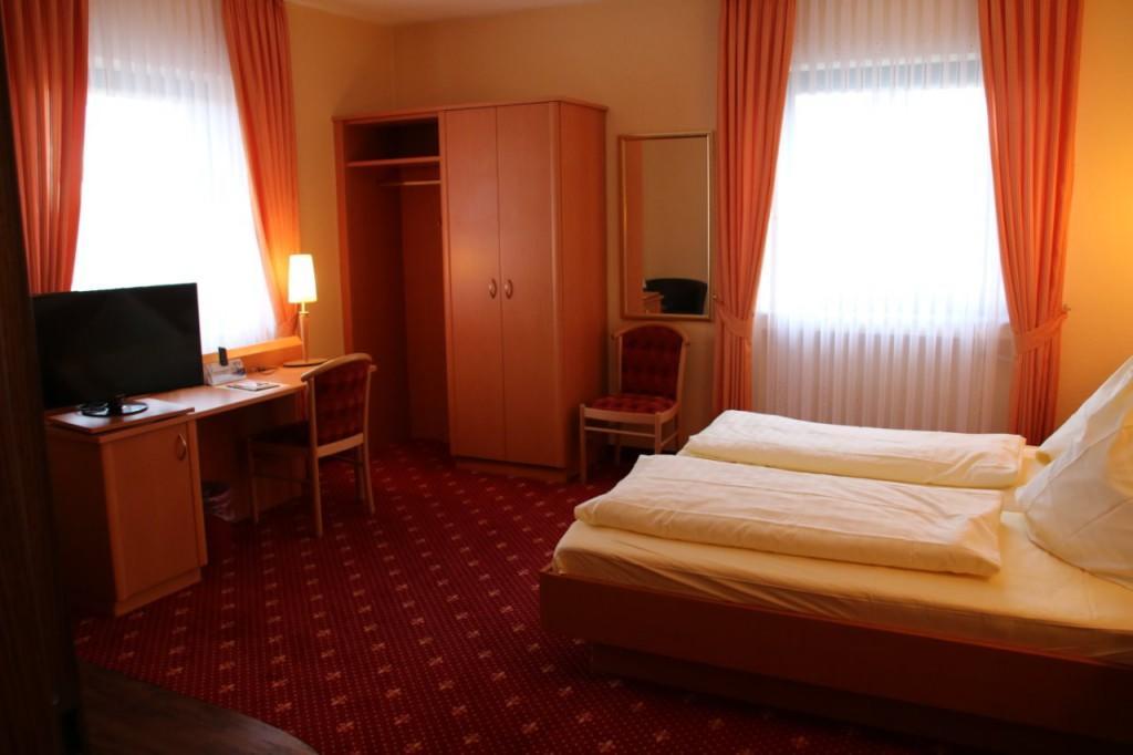 Landgasthof Hotel Bechtel Zella Экстерьер фото