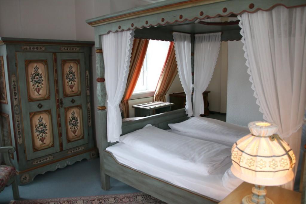 Landgasthof Hotel Bechtel Zella Экстерьер фото